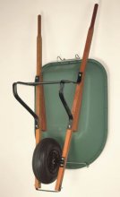 3558 - Wheelbarrow hang up